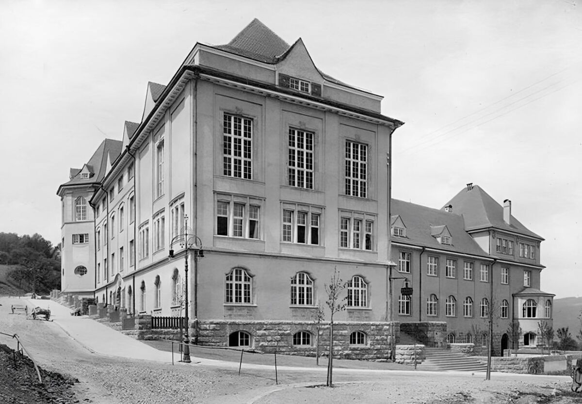 Museum und Fachhochschule für Edelmetallindustrie in Schwäbisch-Gmünd (Neubau 1907–1909), Entwurf Martin Elsaesser. © Martin-Elsaesser-Stiftung.